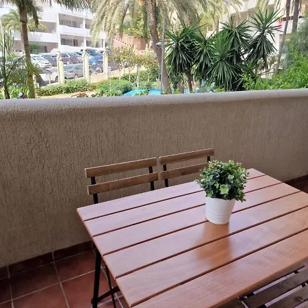 Casa Oasis Benalbeach *